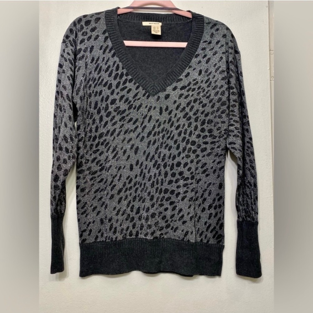DKNY Women’s Metallic Animal Print Silver Sweater‎ Small